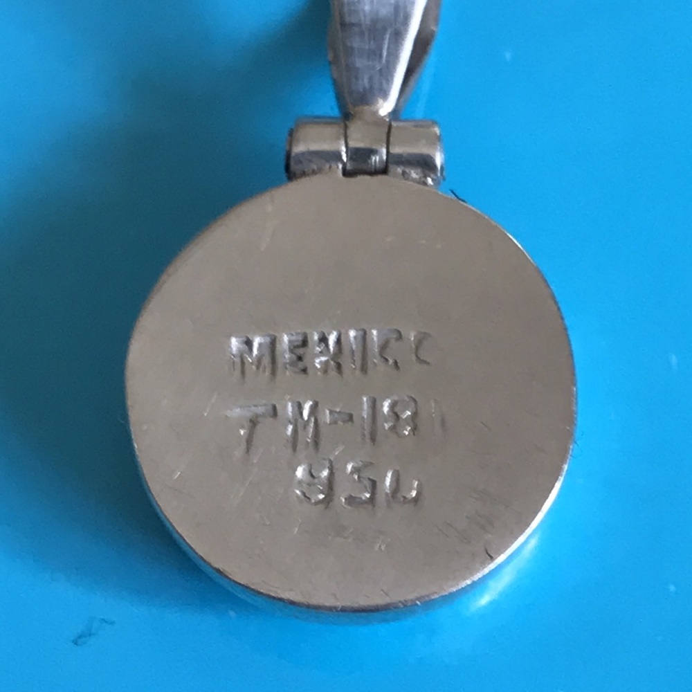 Sterling Silver Pendant - Picture 2 of 3
